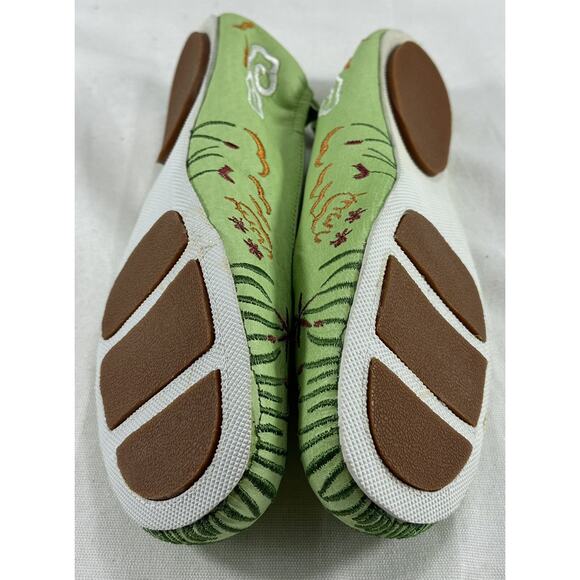 Maria Pia Fiji Women's Floral Embroidered Trend Hippie Flats Like Green Sz36 - Picture 7 of 8